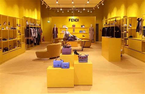 fendi schirmhut|fendi outlet online.